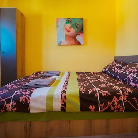 Luna Apartment Brasov Bagian luar foto