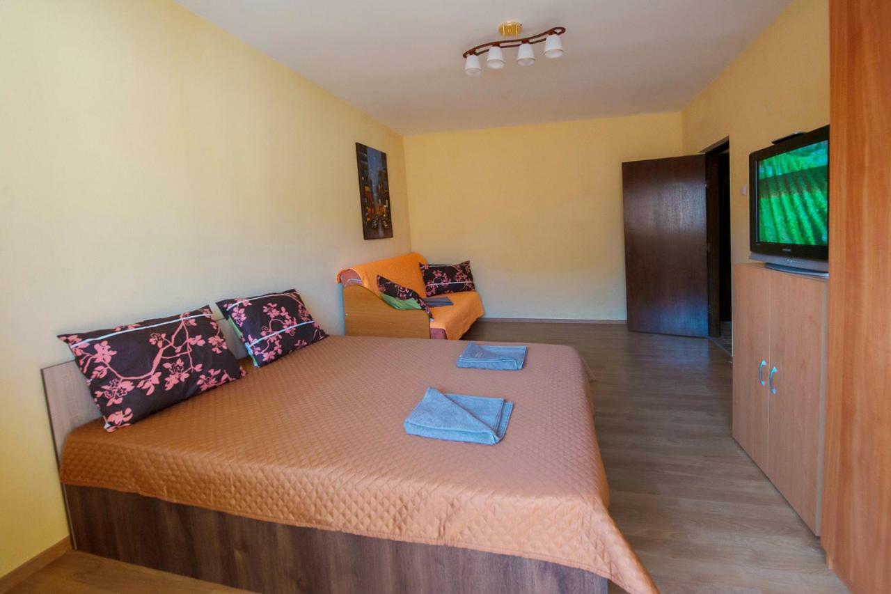 Luna Apartment Brasov Bagian luar foto