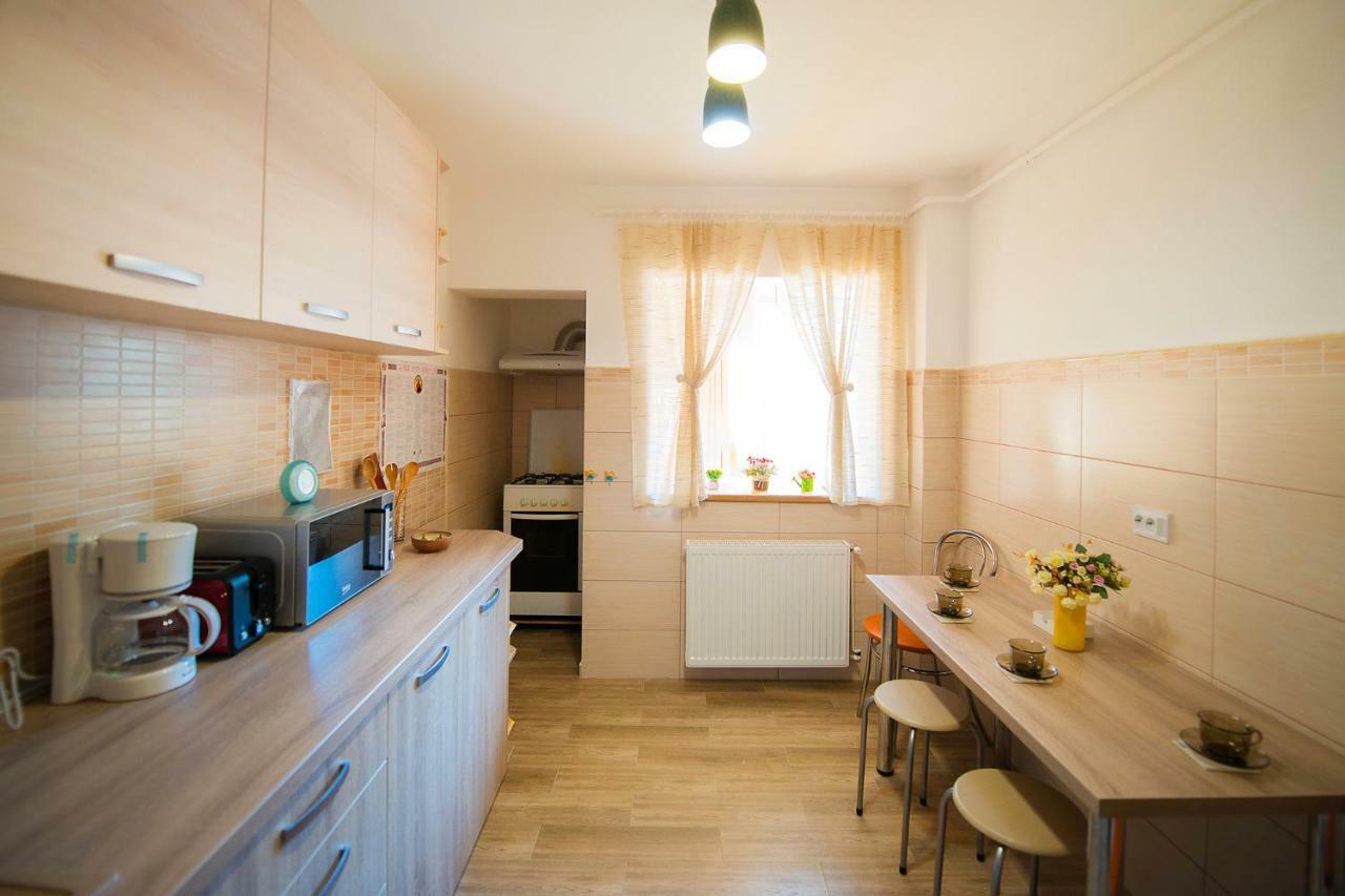 Luna Apartment Brasov Bagian luar foto