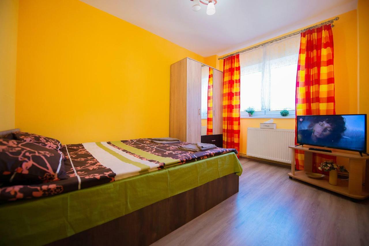 Luna Apartment Brasov Bagian luar foto