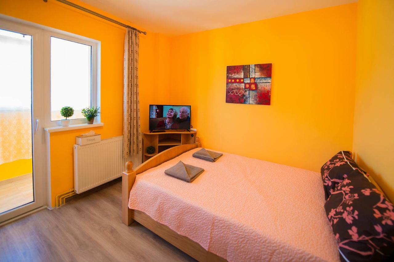 Luna Apartment Brasov Bagian luar foto
